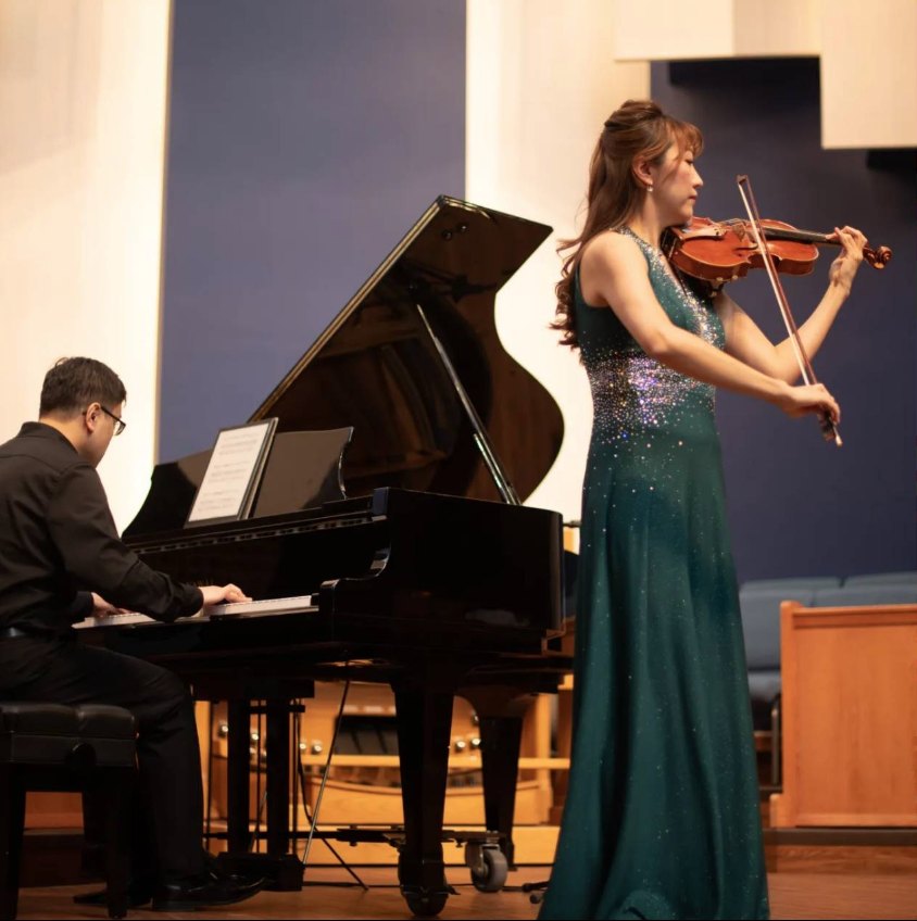 Stella Hwaeun Song gallery image 11