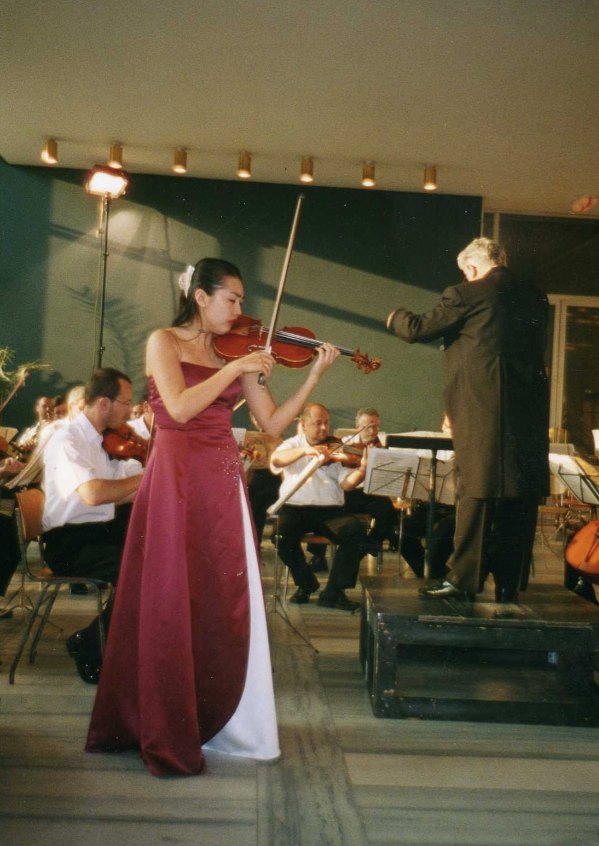 Stella Hwaeun Song gallery image 14